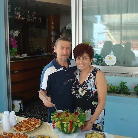 ホテル Ersilia 2*