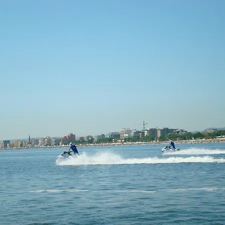 Ersilia מלון 2*