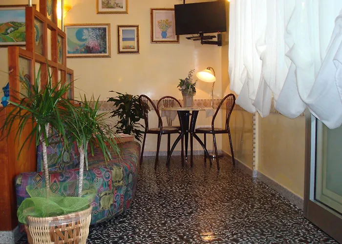 Ersilia Hotel 2*