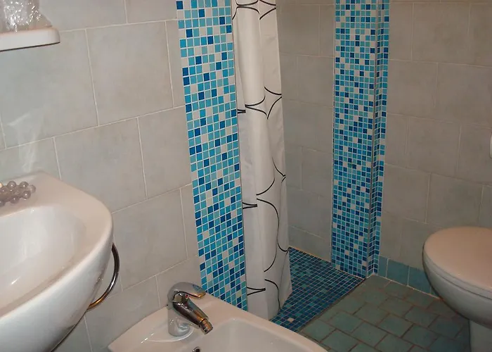 Ersilia Hotel 2*
